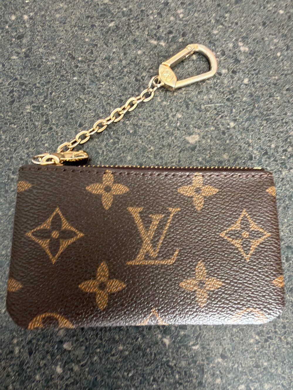 Louis Vuitton Monogram Key Pouch Clés France 2019 AR3109 Authentic Bag Charm